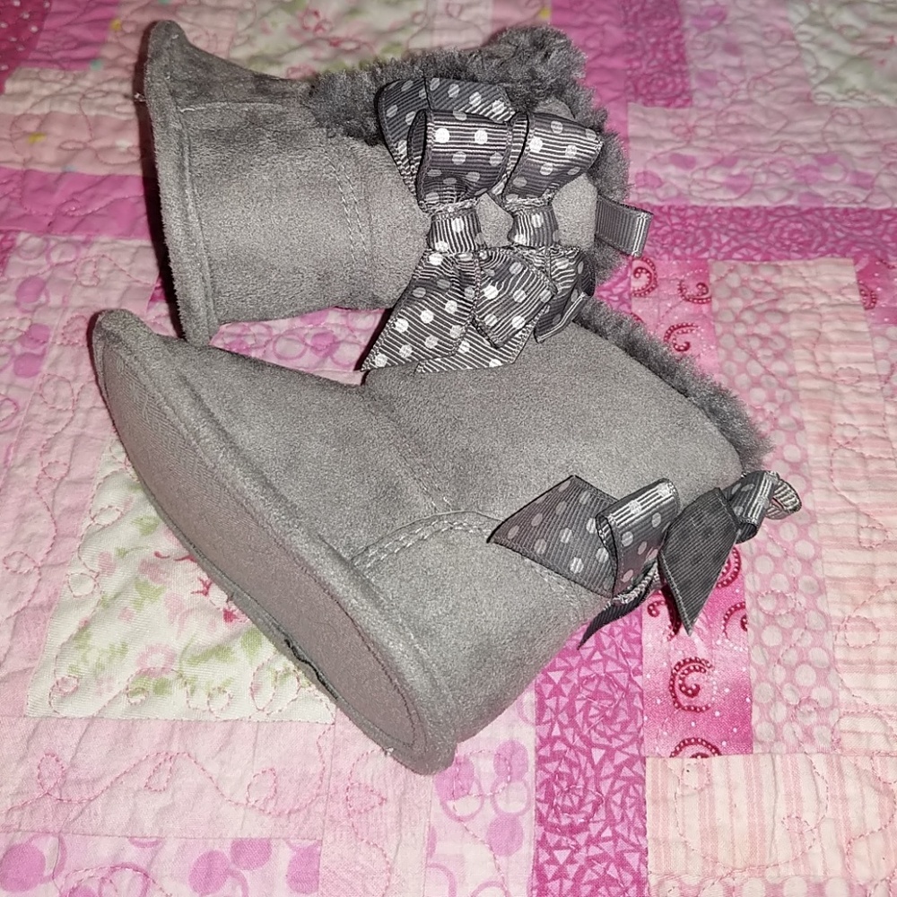 Baby boots size 3